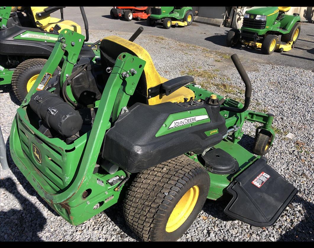 John Deere Z915B (480862) James River Equipment