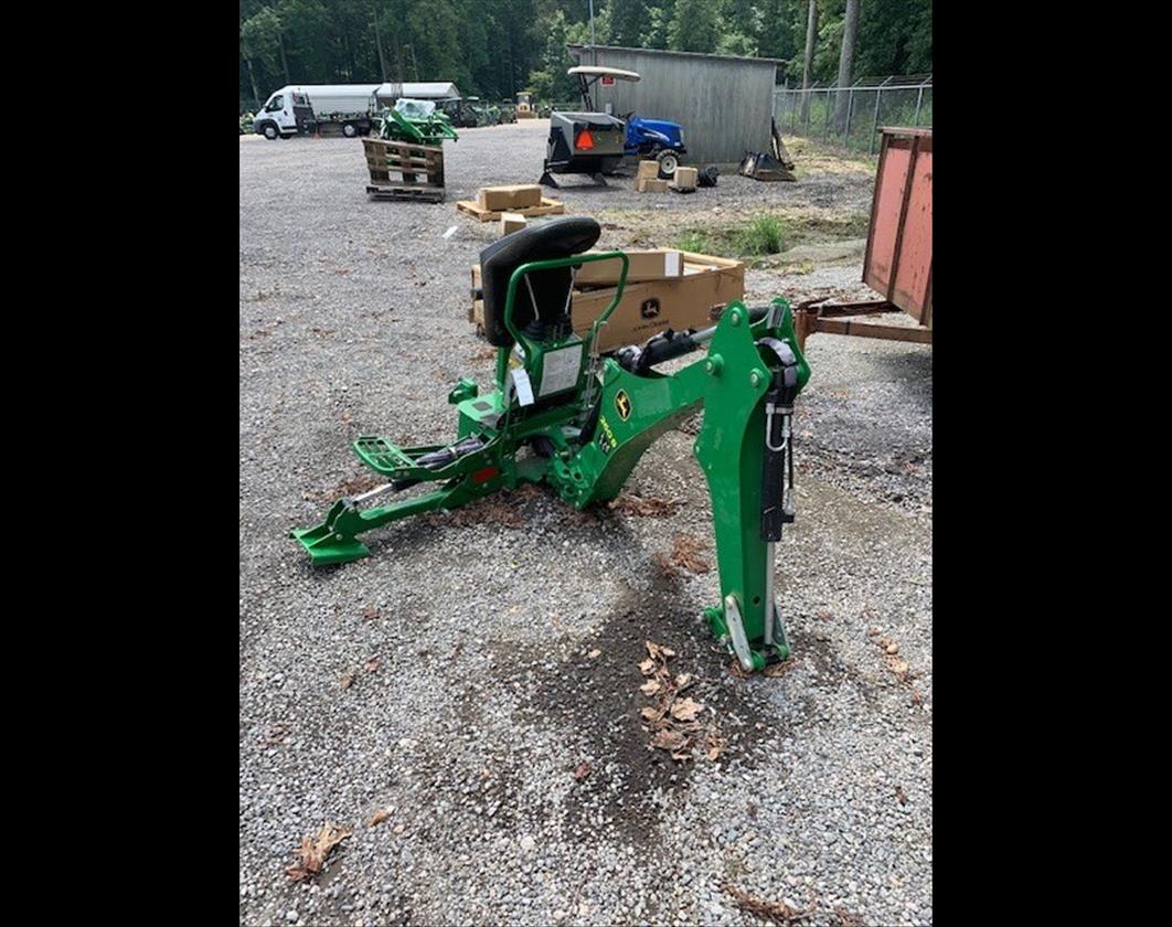 John Deere 260B (621745) James River Equipment