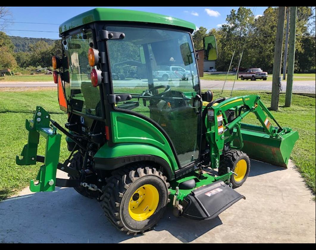 John Deere - 1025R - (410384) | James River Equipment