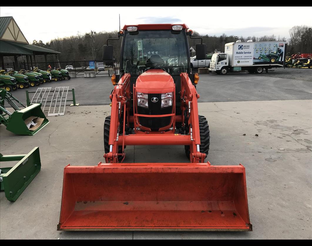 Kubota - L4760 - (578795) | James River Equipment