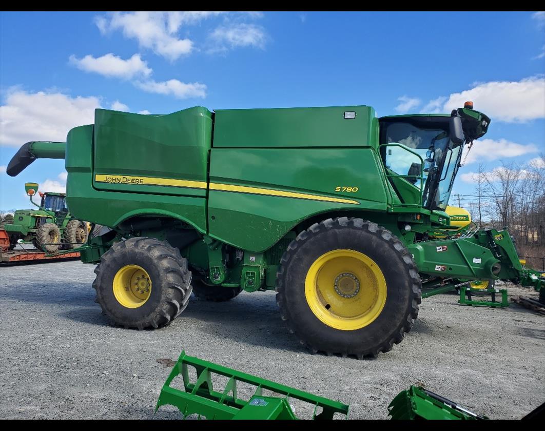 John Deere - S780 - (516157) | James River Equipment