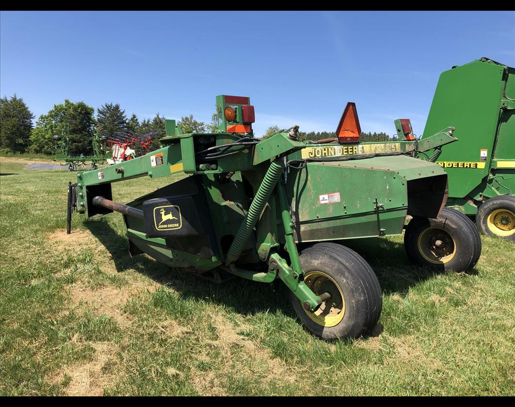 John Deere - 925 - (637715) | James River Equipment